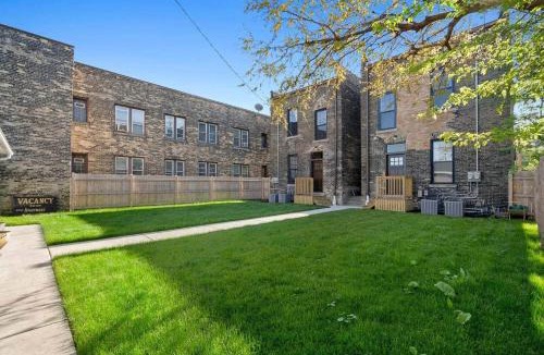 Fifth Ward Apartment | The Bentley, Luxury Boutique Stay in Downtown Milwaukee
