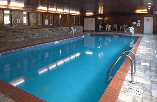 Le Claire Hotel | MainStay Suites LeClaire - Quad Cities