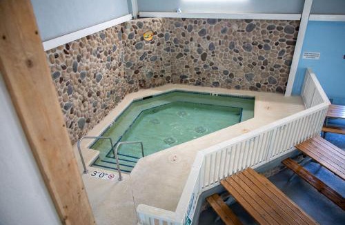Barneveld Hotel | Deer Valley Lodge