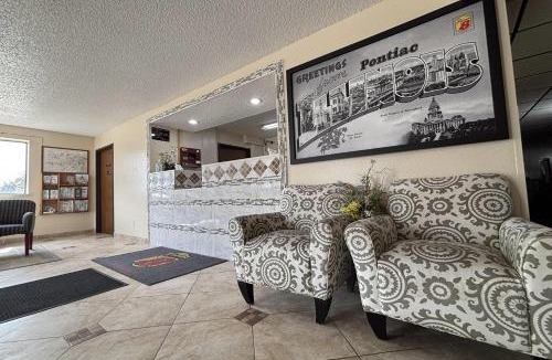Pontiac Hotel | Super 8 by Wyndham Pontiac