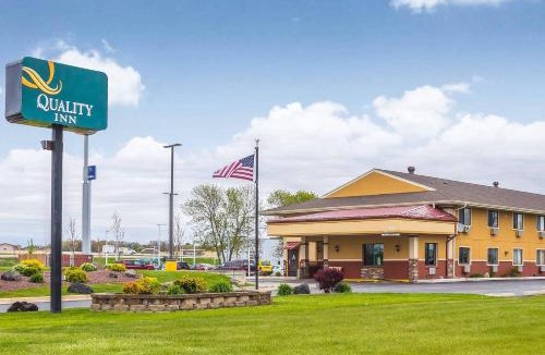 Janesville Hotel | Quality Inn Janesville North