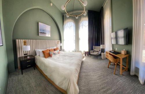 East Town Hotel | Kinn Guesthouse Downtown