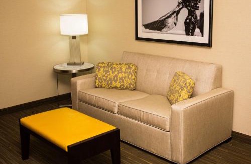Moline Hotel | Wyndham Moline on John Deere Commons