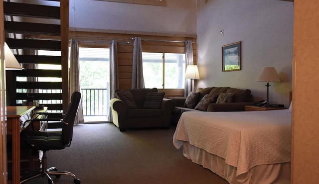 Paddle Wheel Inn