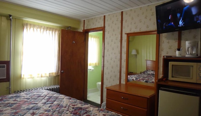 Pine Ridge Motel