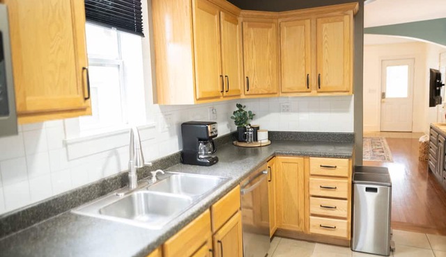 2 Bed | 1 Bath | Pet Friendly Apartment