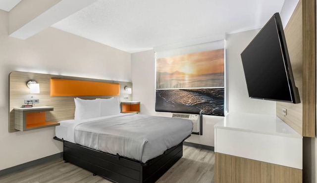 Quality Inn & Suites Ottumwa North