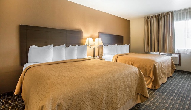 Quality Inn & Suites Decorah