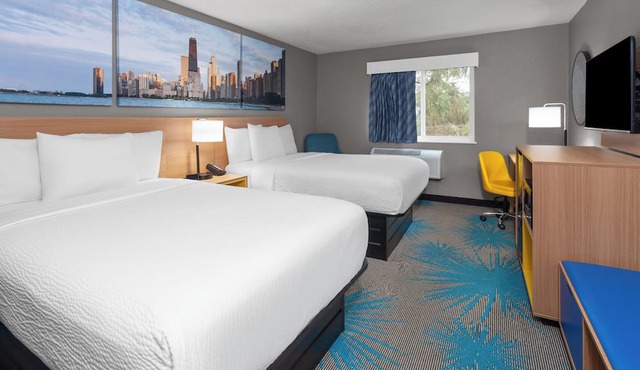 Days Inn by Wyndham Waukegan