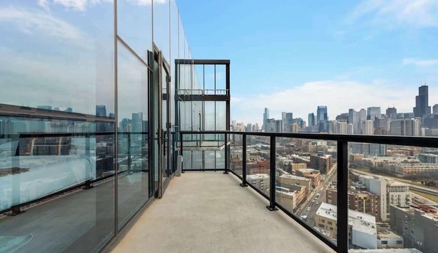 Skyline View Duo for Groups: Unmatched Luxury Stay