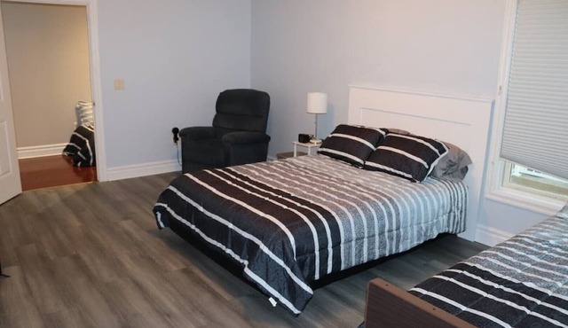 Beverly's Guest Suite - An Accessible Family Space