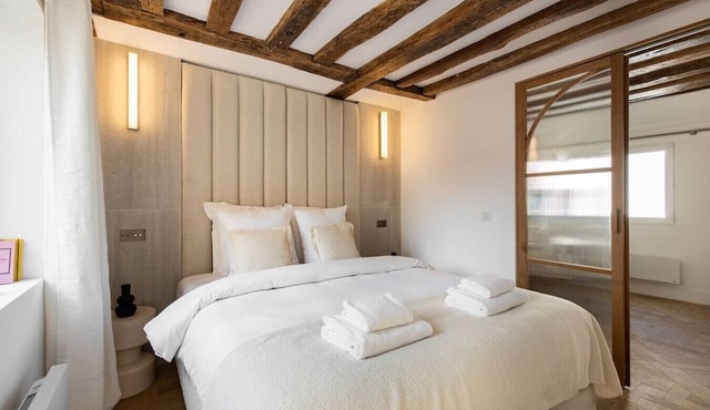 5#New suite 6 personnes- Saint Germain Notre-Dame