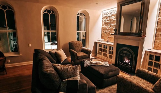 Hideaway on High Downtown Mineral Point