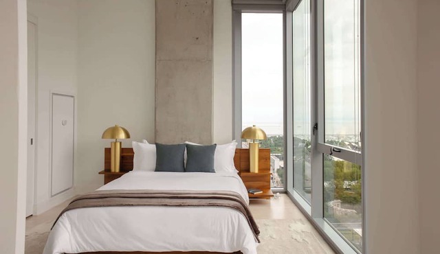 Iconic Downtown Penthouses Getaway + City Views