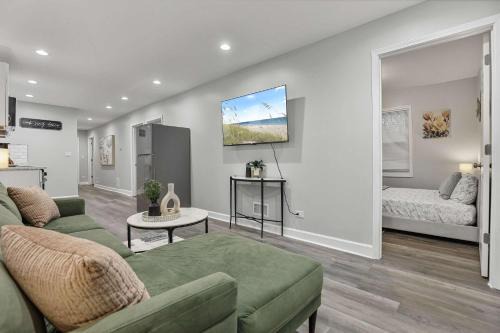 Cozy 4BR 2BA Worth Home