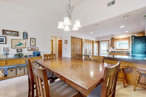 Lighthouse Cove Condo Resort: 418