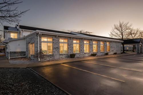 Days Inn by Wyndham Imlay City