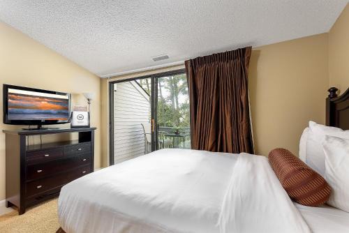 Lake Views at The Shores Great Location