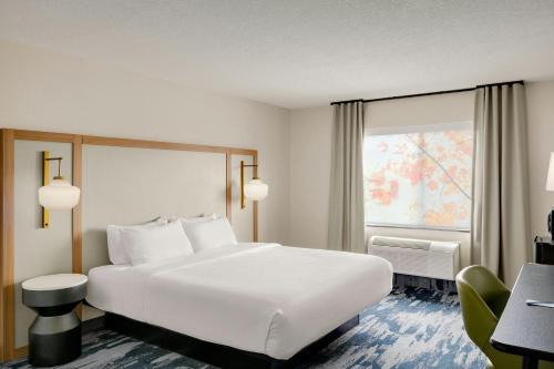 Fairfield Inn & Suites Bloomington