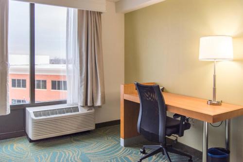 SpringHill Suites by Marriott Chicago Southwest at Burr Ridge Hinsdale