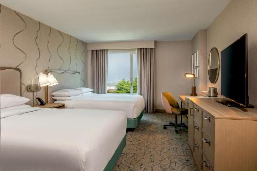 DoubleTree by Hilton Hotel and Conference Center Chicago North Shore