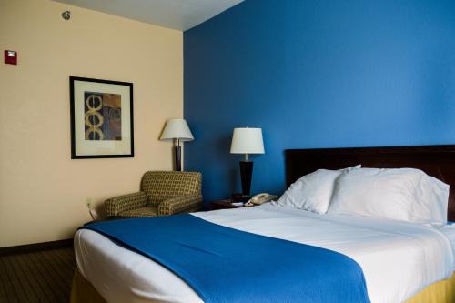 Holiday Inn Express Hotel & Suites Acme-Traverse City by IHG