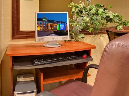 Holiday Inn Express Hotel & Suites Pleasant Prairie-Kenosha by IHG