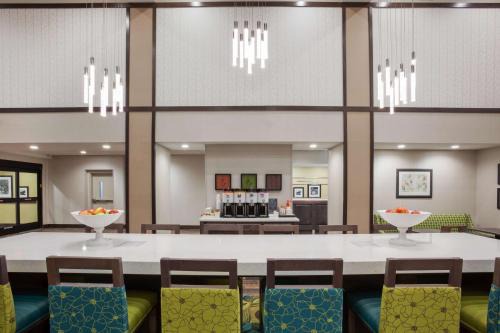 Hampton Inn Suites Sioux City South Ia 
